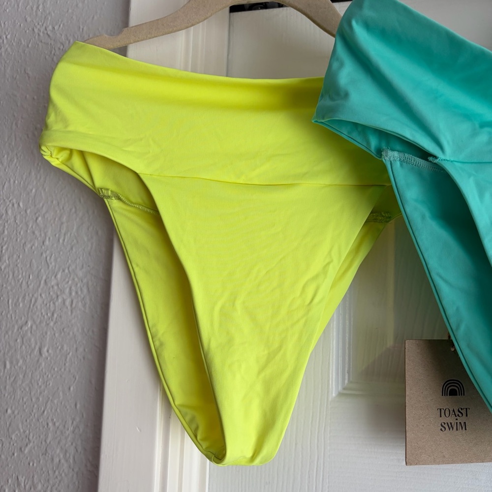 NWT Toast Swim Signature Banded Waist Bikini Bottoms - Picture 3 of 15